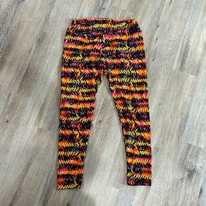 NWOT xl lularoe pattern leggings